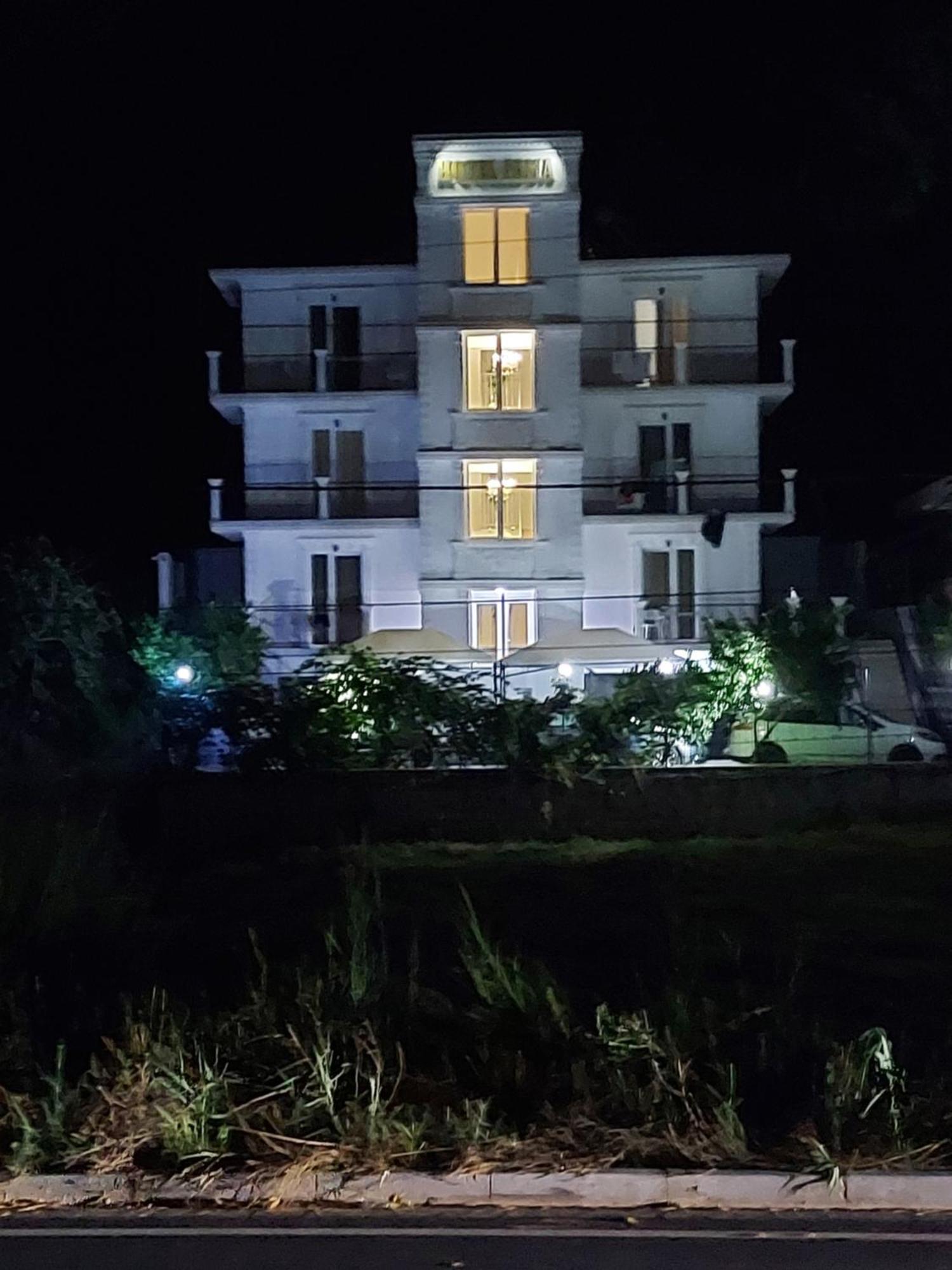 Hotel Fama Škalngur Exterior foto